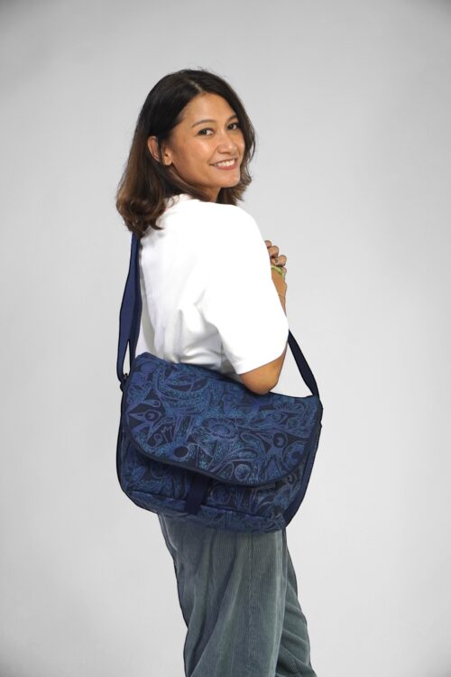 Messenger Bag "The Anatomy of Rhythm" Navy Rush